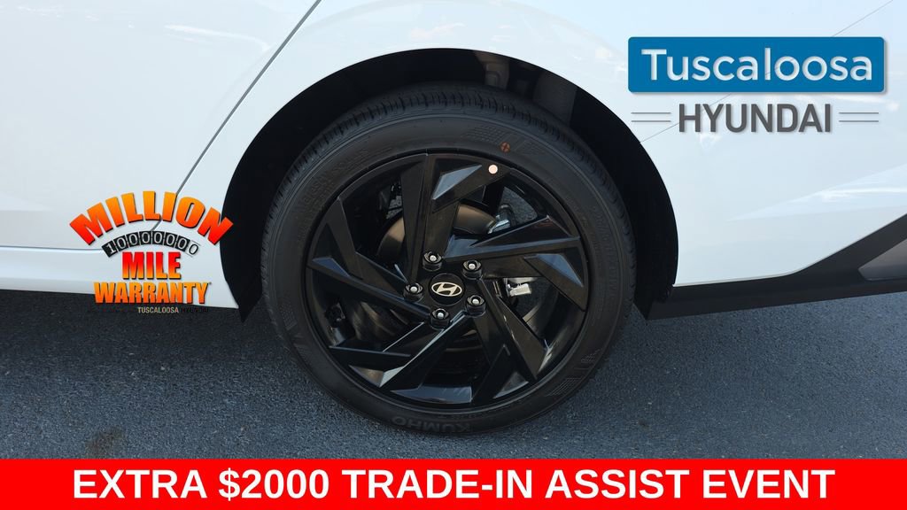 New 2026 Hyundai Elantra SEL Sport FWD image 10