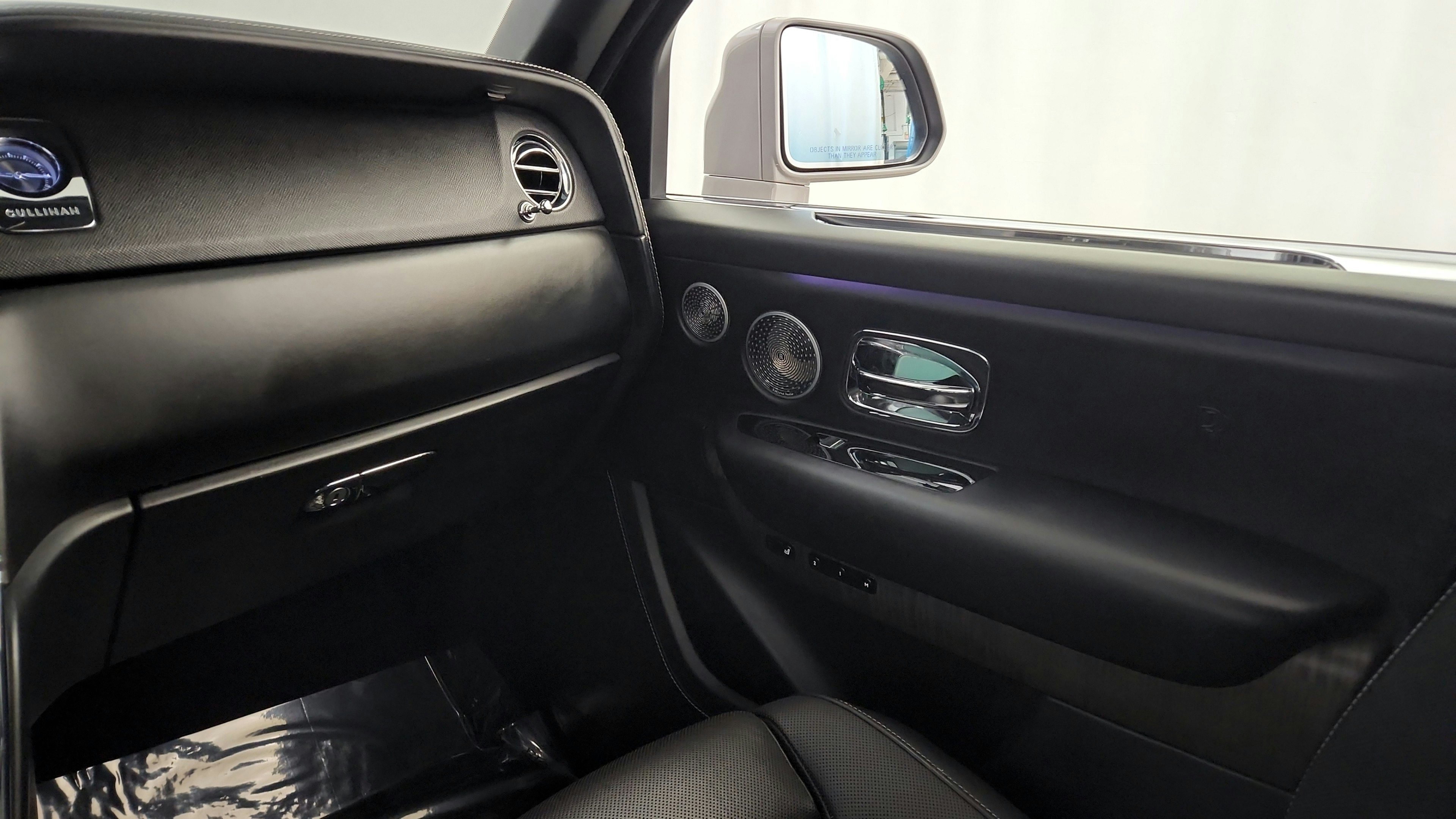 Used 2021 Rolls-Royce Cullinan AWD/4WD image 24