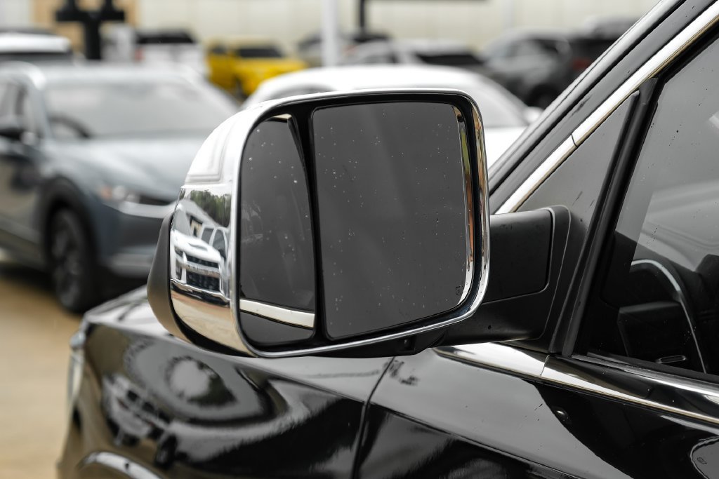 Used 2022 RAM 1500 Laramie AWD/4WD image 44