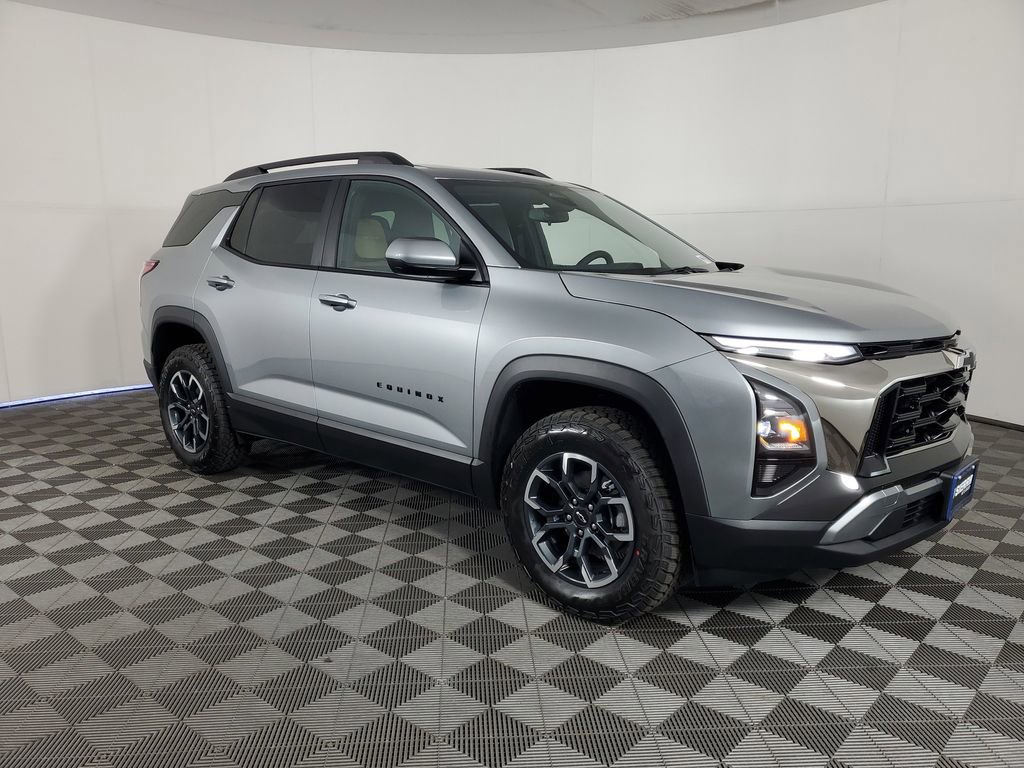New 2026 Chevrolet Equinox ACTIV FWD image 2