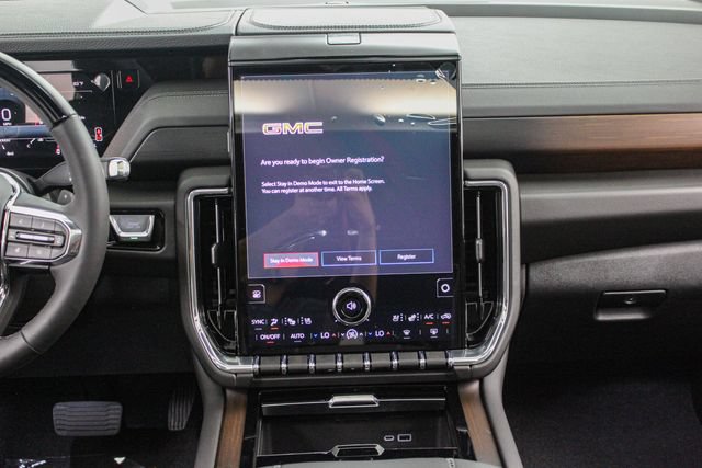 New 2026 GMC Yukon XL Denali w/ Denali Reserve Package AWD/4WD image 25