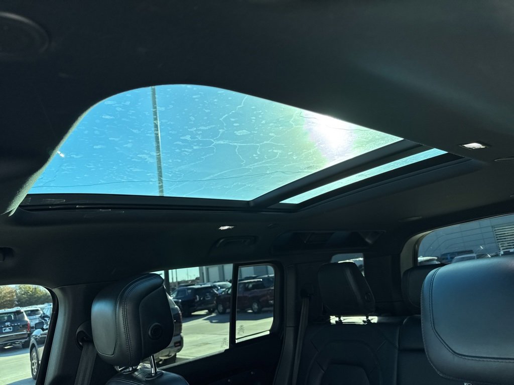 Used 2022 Land Rover Defender 110 XS Edition image 15