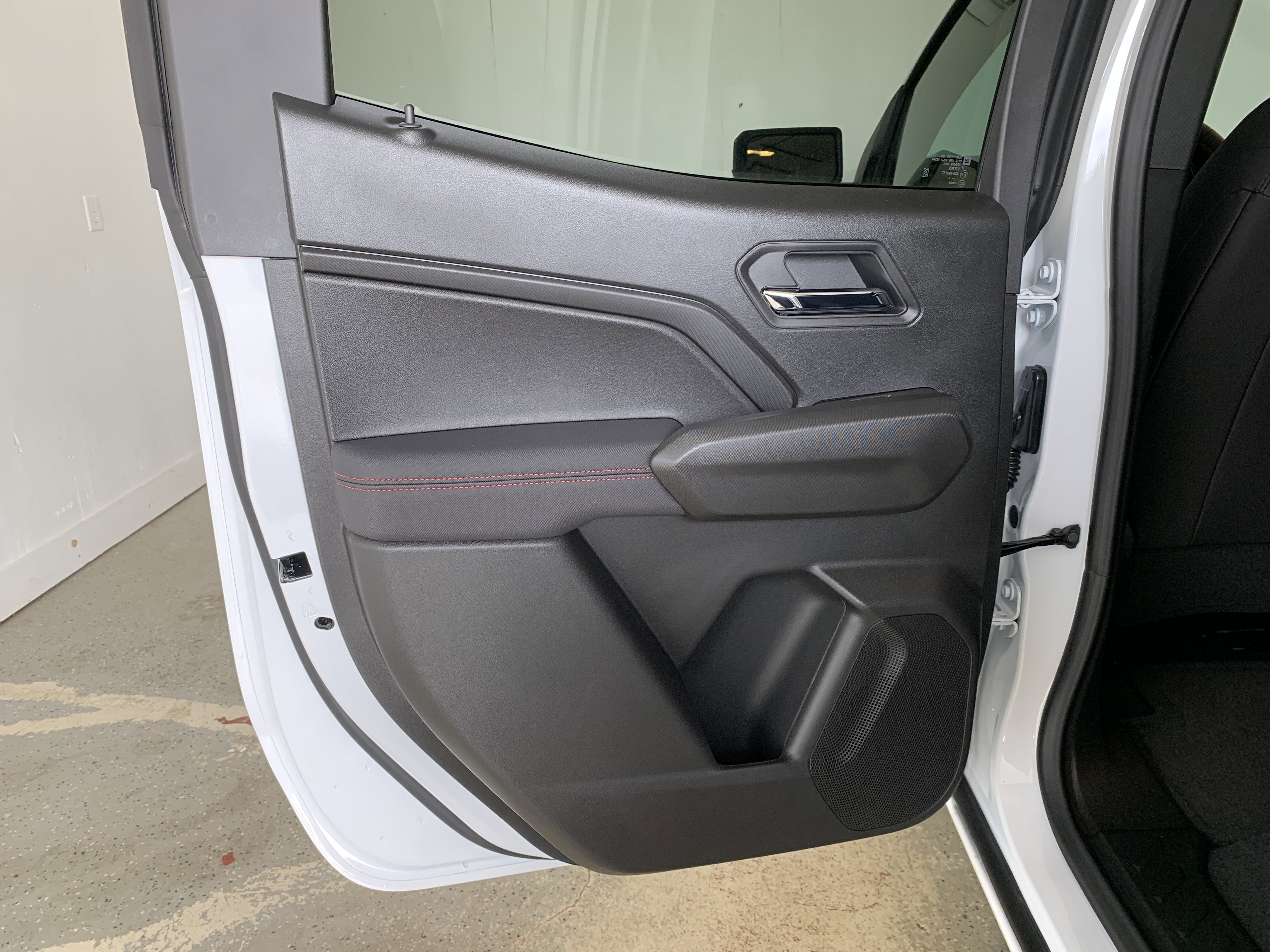 New 2025 Chevrolet Colorado Z71 w/ Technology Package image 42