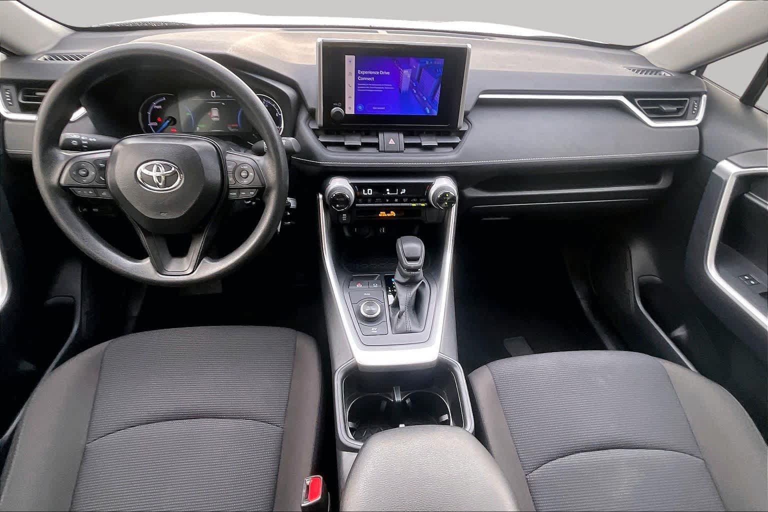 Used 2025 Toyota RAV4 LE AWD/4WD image 15