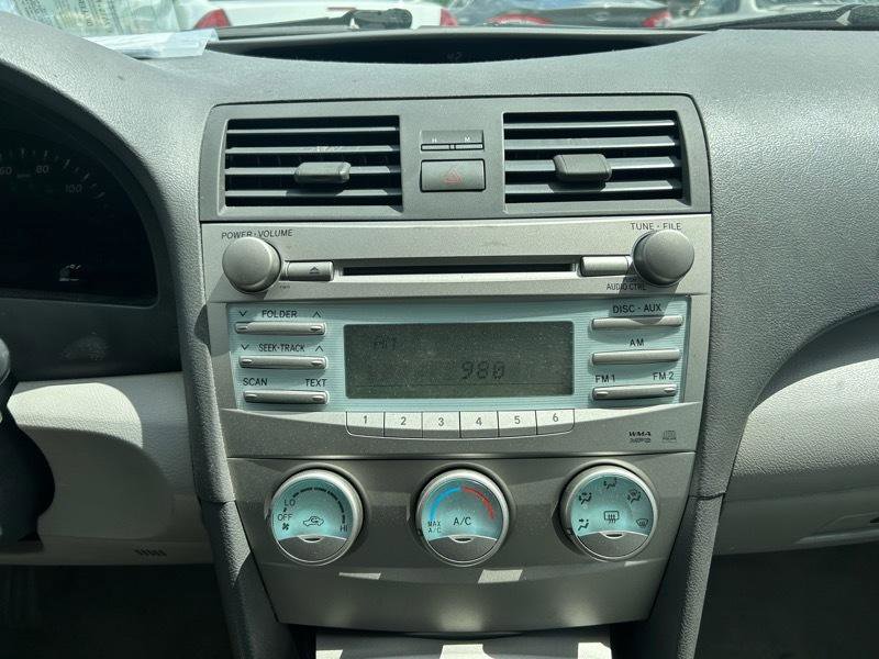 Used 2007 Toyota Camry CE FWD image 12