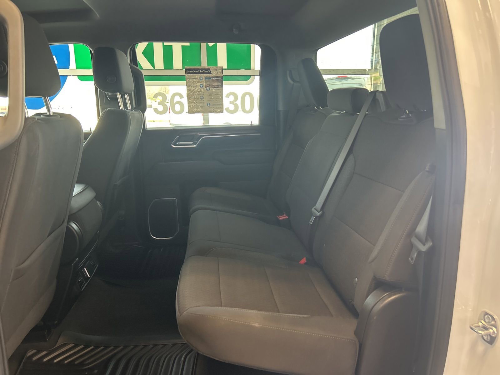 Used 2025 Chevrolet Silverado 2500 LT w/ Convenience Package image 12