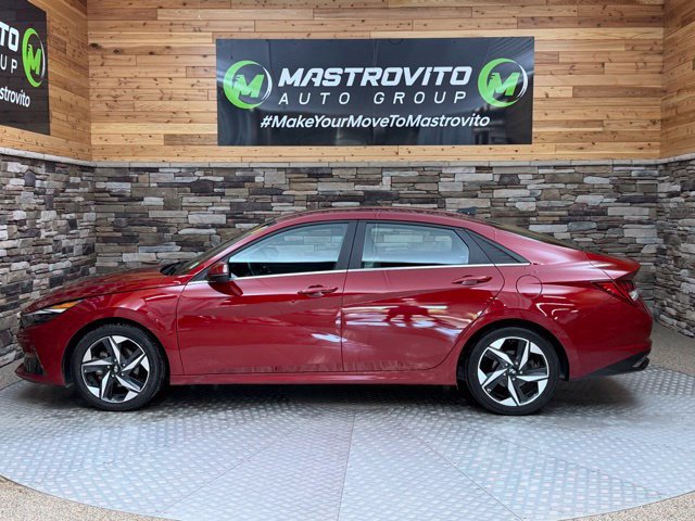 Certified 2023 Hyundai Elantra Limited w/ Preferred Accessory Package FWD image 5