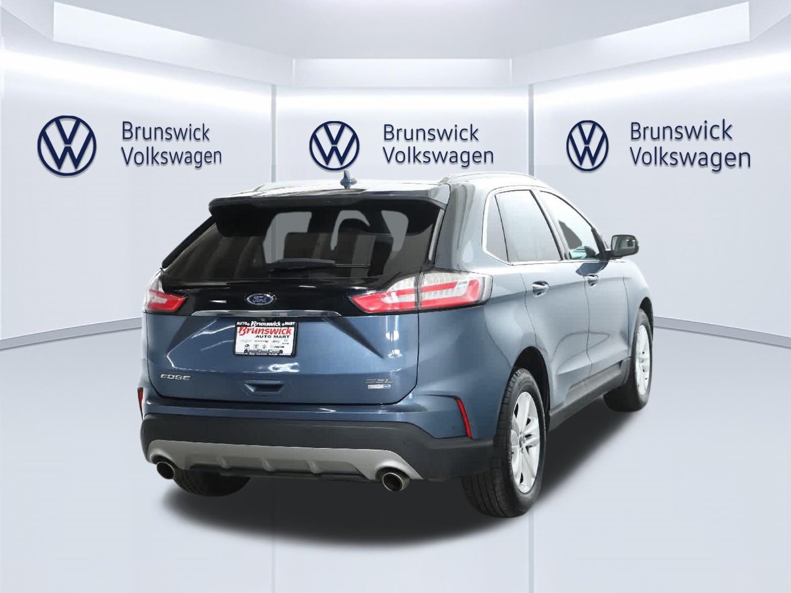 Used 2019 Ford Edge SEL w/ Equipment Group 201A AWD/4WD image 45