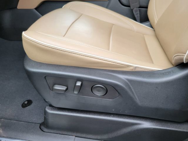 Used 2023 Chevrolet Tahoe Premier w/ Premium Package image 10