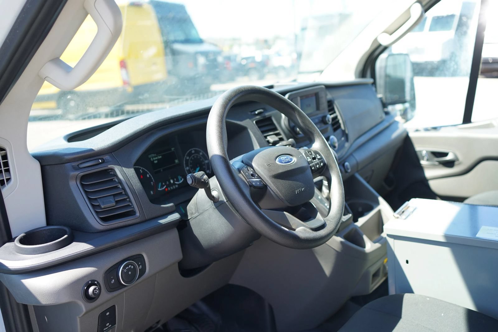 Used 2022 Ford Transit 150 Low Roof w/ Upfitter Package RWD image 18