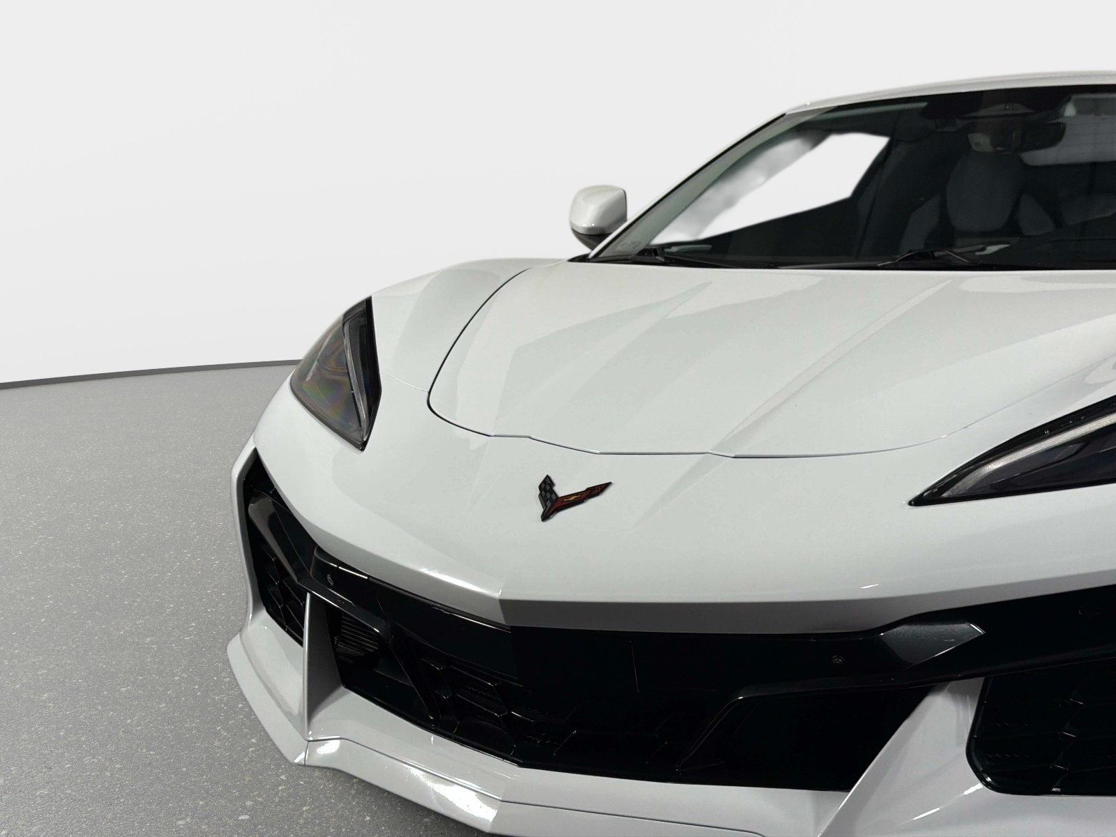 Used 2025 Chevrolet Corvette Z06 RWD image 11