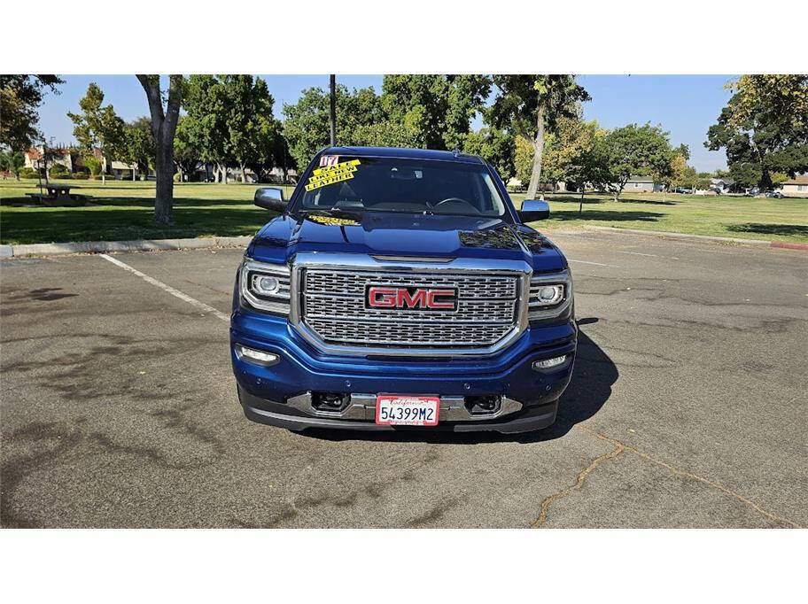 Used 2017 GMC Sierra 1500 Denali image 2