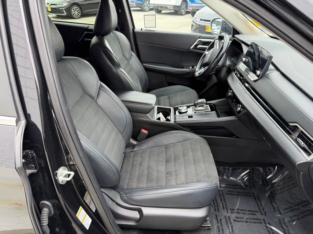 Used 2024 Mitsubishi Outlander SE FWD image 21