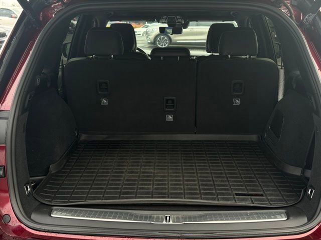 Used 2022 Jeep Grand Cherokee Overland w/ Adv Protech Group III image 12