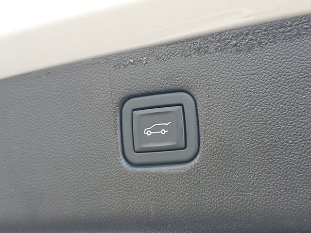 Certified 2023 Chevrolet Blazer LT w/ Sound & Technology Package AWD/4WD image 9