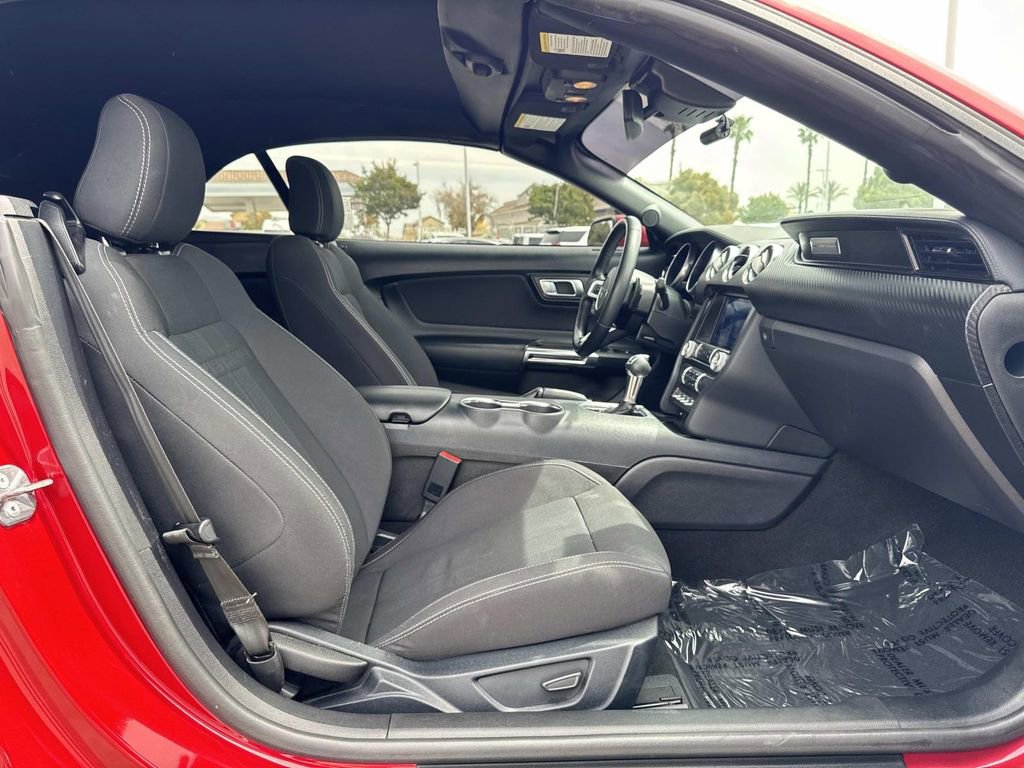 Used 2021 Ford Mustang Convertible w/ Equipment Group 101A image 28
