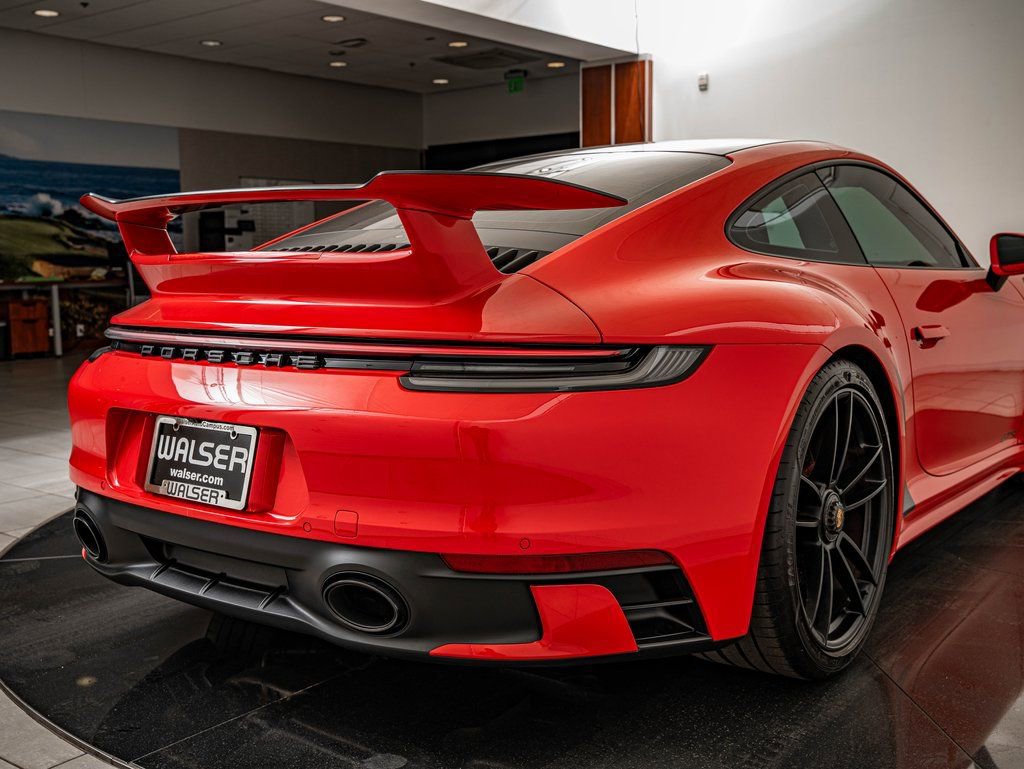 Certified 2024 Porsche 911 Carrera GTS RWD image 26