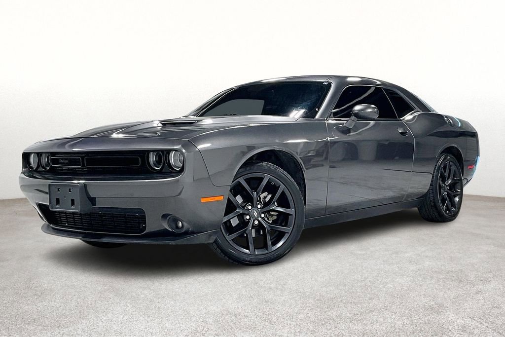 Used 2022 Dodge Challenger SXT w/ Blacktop Package image 13