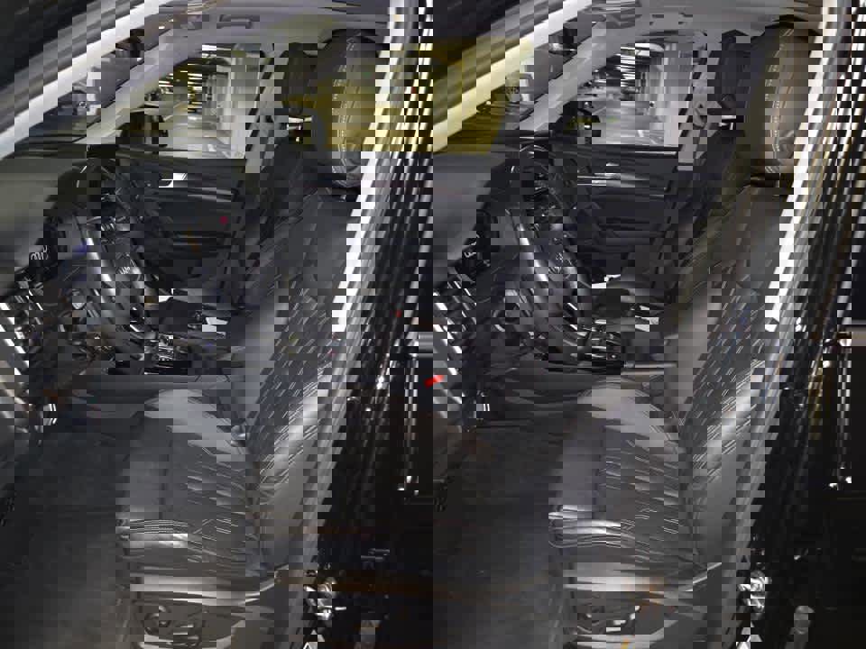 Used 2023 Audi Q5 e Premium w/ Convenience Package image 10