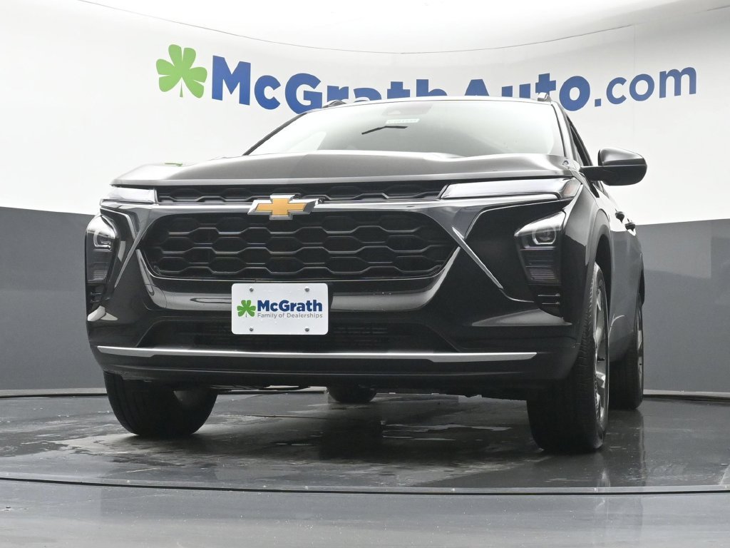 New 2026 Chevrolet Trax LT w/ Driver Confidence Package FWD image 7