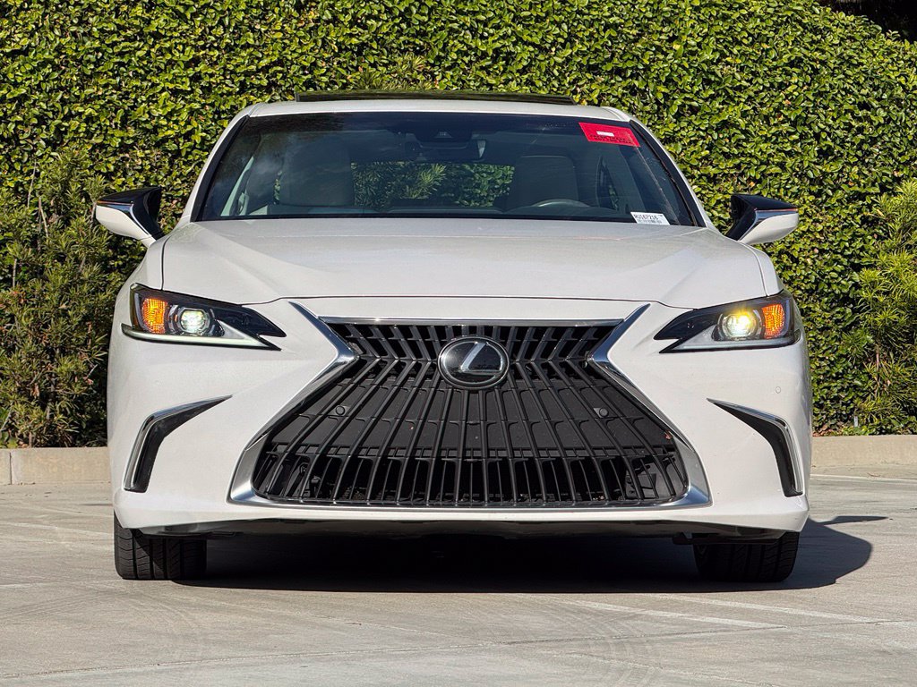 Certified 2024 Lexus ES 350 w/ Premium Package FWD image 5