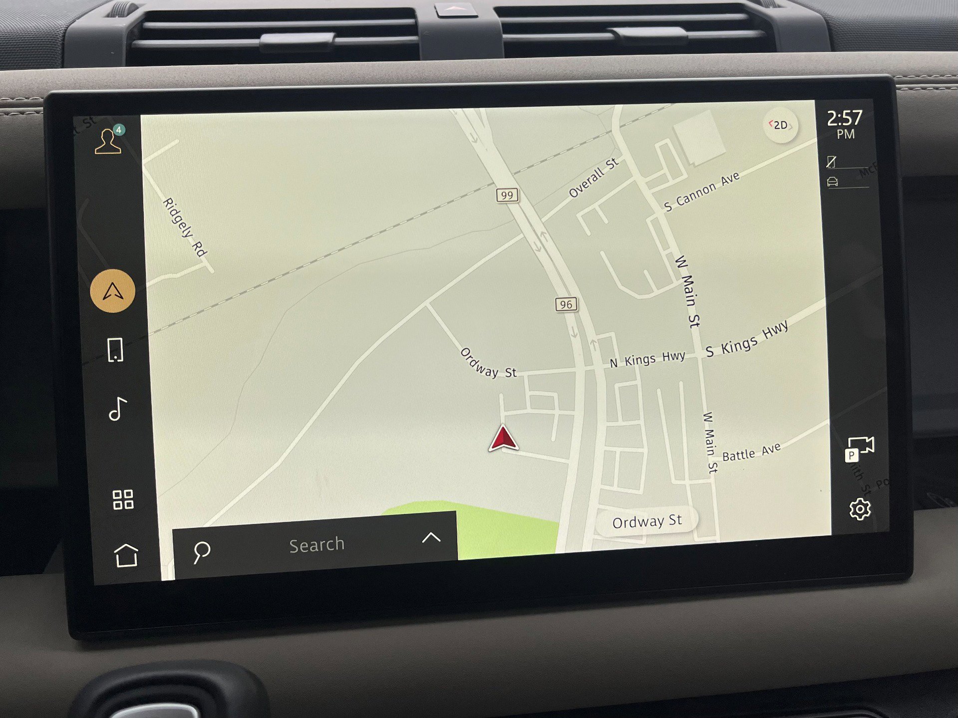 Used 2024 Land Rover Defender 110 SE image 43