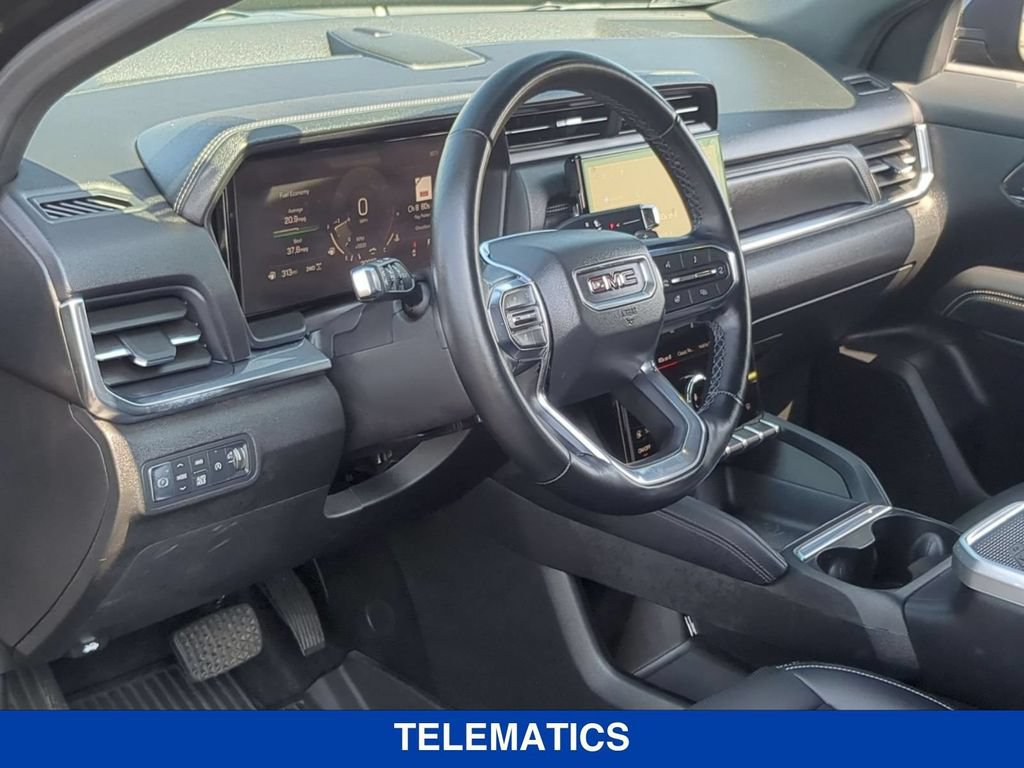 Used 2025 GMC Terrain Elevation w/ Elevation Premium Package AWD/4WD image 11