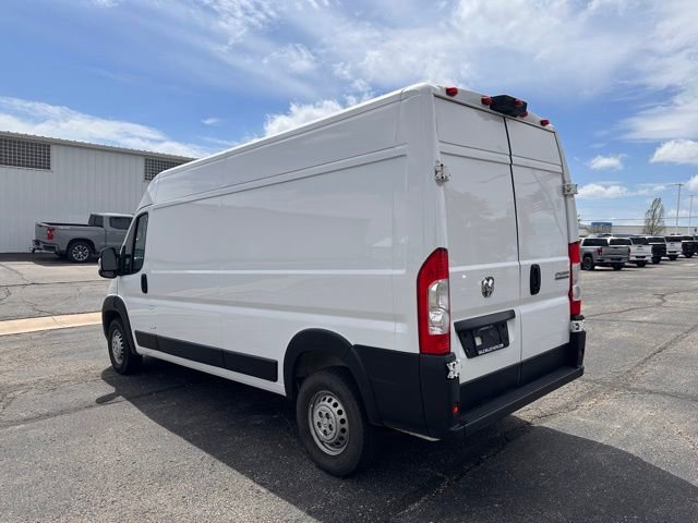 Used 2025 RAM ProMaster 2500 w/ Convenience Group FWD image 4