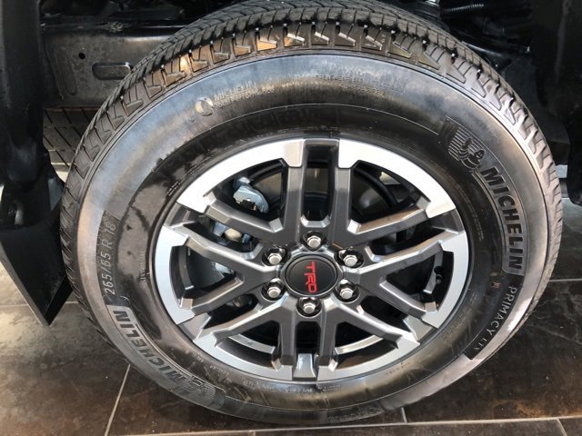 Used 2024 Toyota Tacoma TRD Sport image 7