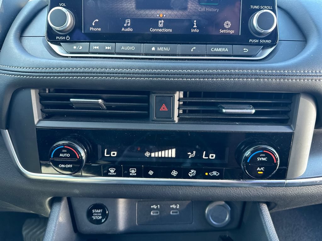 Used 2025 Nissan Rogue SV AWD/4WD image 18