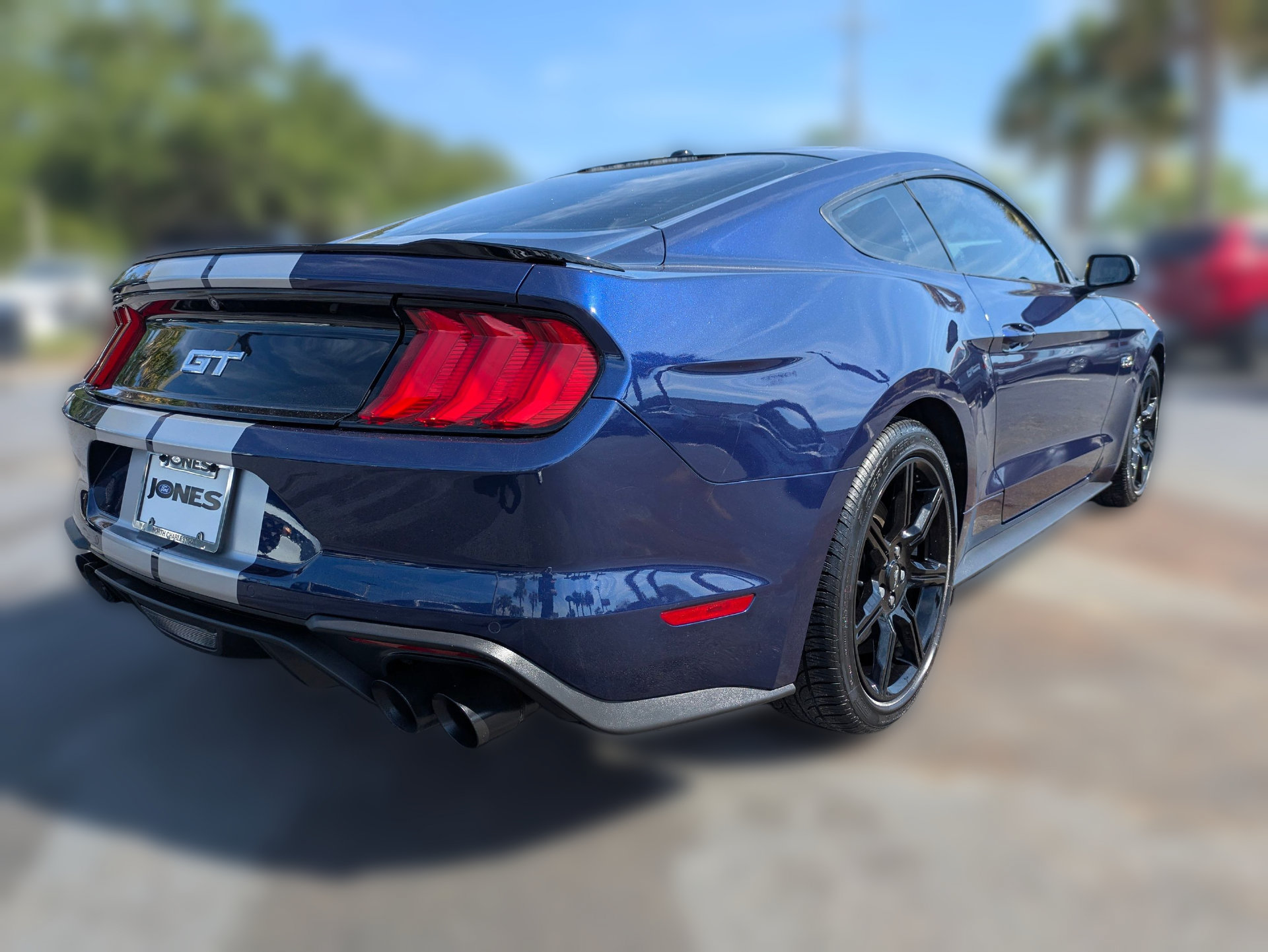 Used 2019 Ford Mustang GT Premium w/ Equipment Group 401A RWD image 4