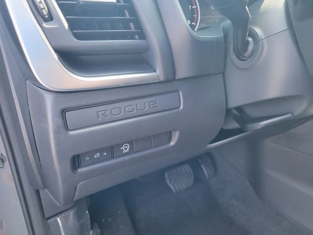 New 2026 Nissan Rogue S image 16