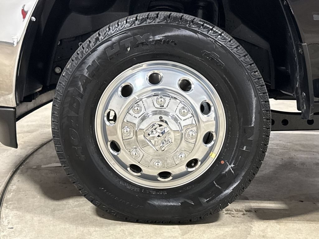 New 2026 RAM 3500 Tradesman AWD/4WD image 27