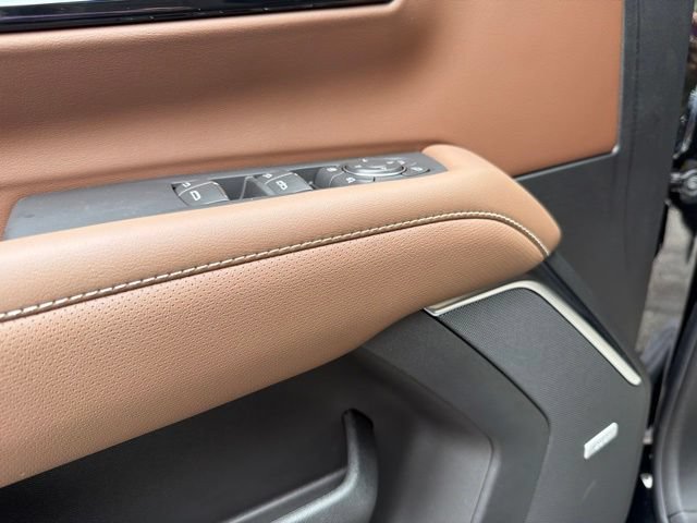 New 2026 Chevrolet Tahoe High Country AWD/4WD image 9