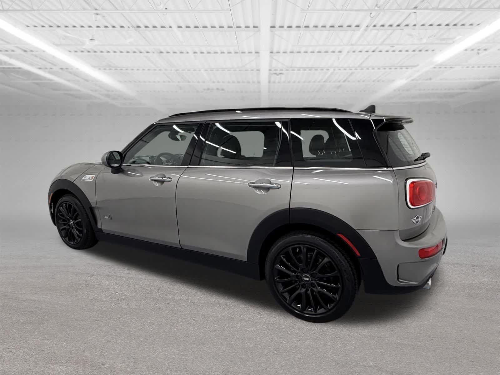 Used 2019 MINI Cooper Clubman S w/ Storage Package AWD/4WD image 3