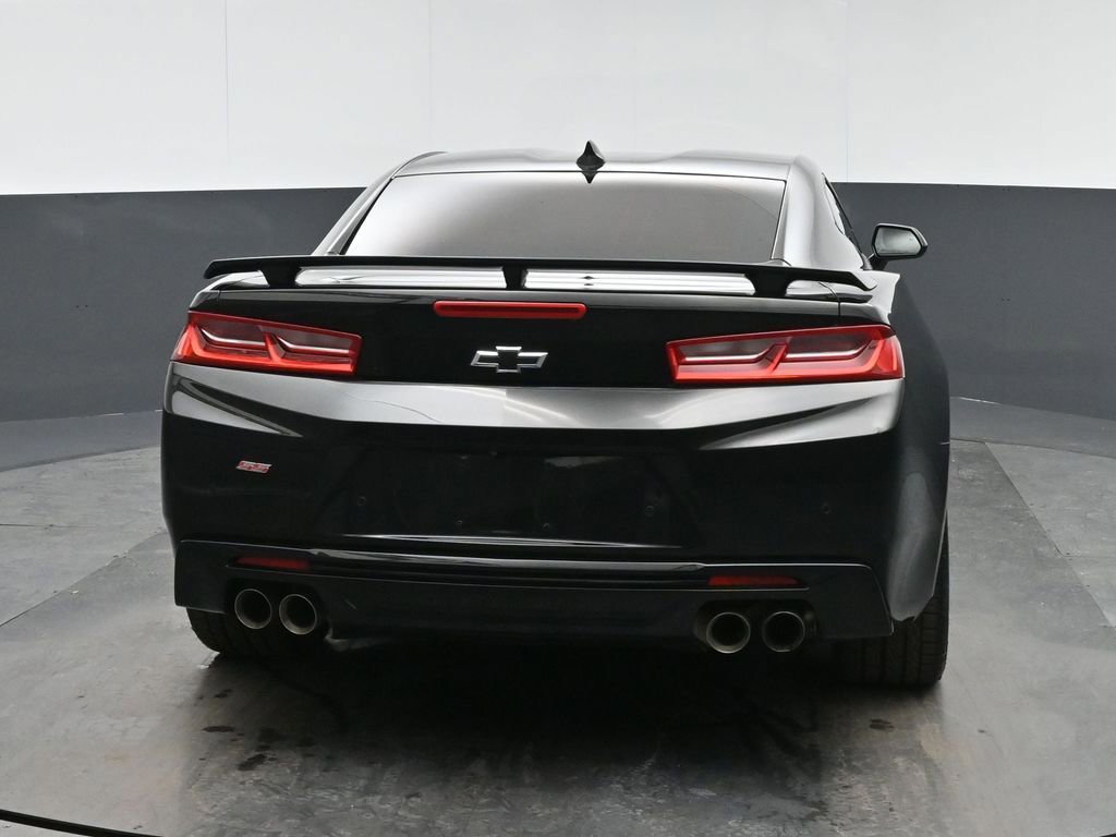 Used 2016 Chevrolet Camaro SS image 6