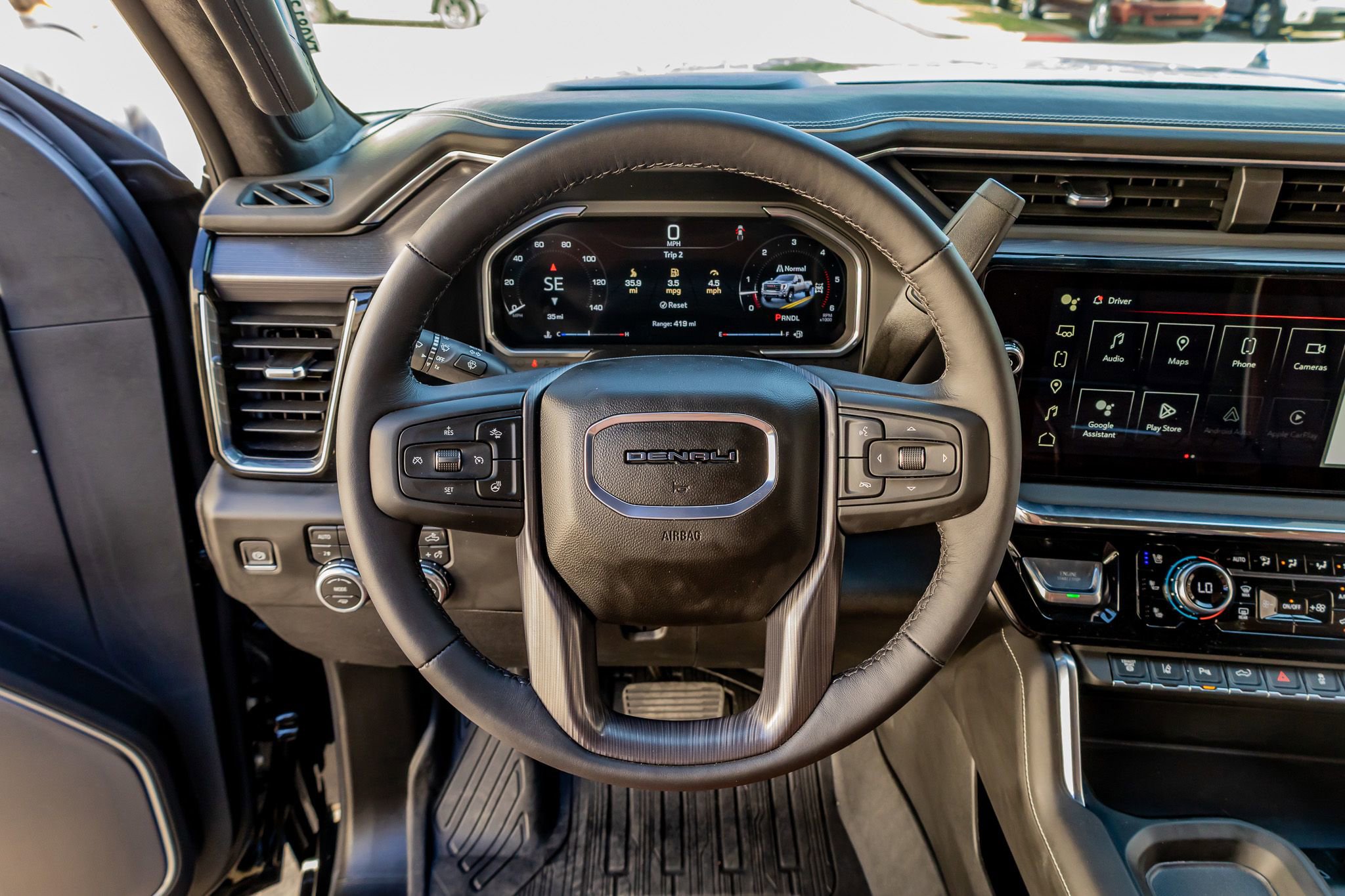 Used 2026 GMC Sierra 3500 Denali Ultimate image 19