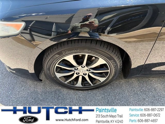 Used 2017 Acura TLX FWD image 10