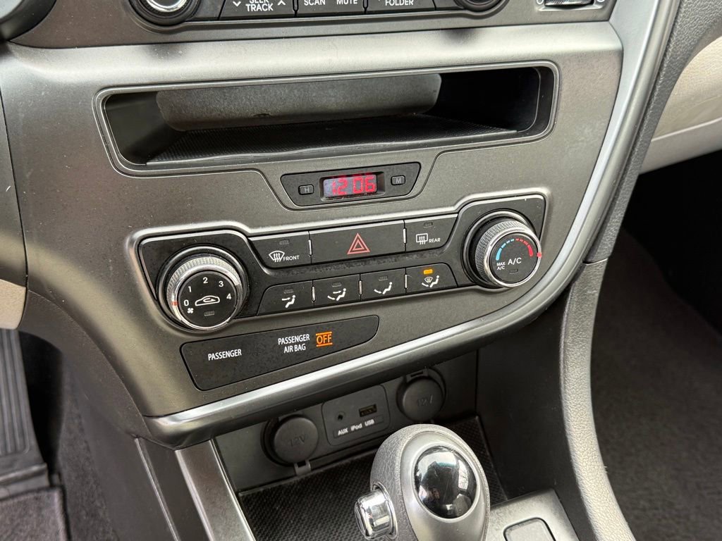 Used 2012 Kia Optima LX w/ Convenience Pkg image 24