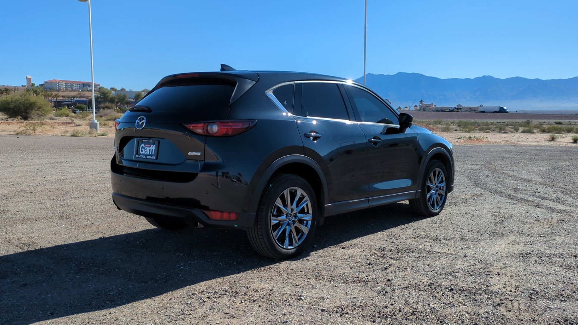 Used 2019 MAZDA CX-5 Signature image 3