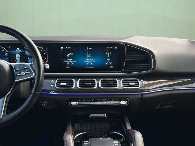 Used 2021 Mercedes-Benz GLE 350 w/ 3rd Row Seat Package image 24