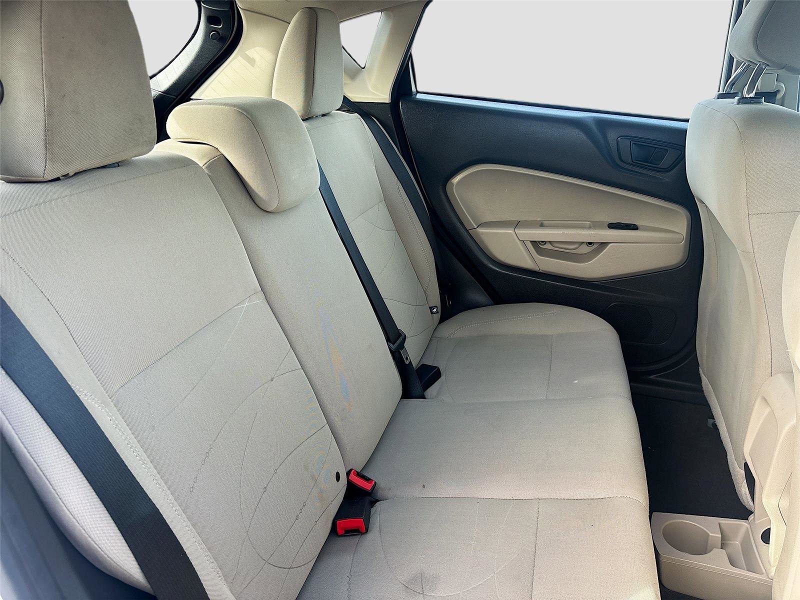 Used 2019 Ford Fiesta SE image 26