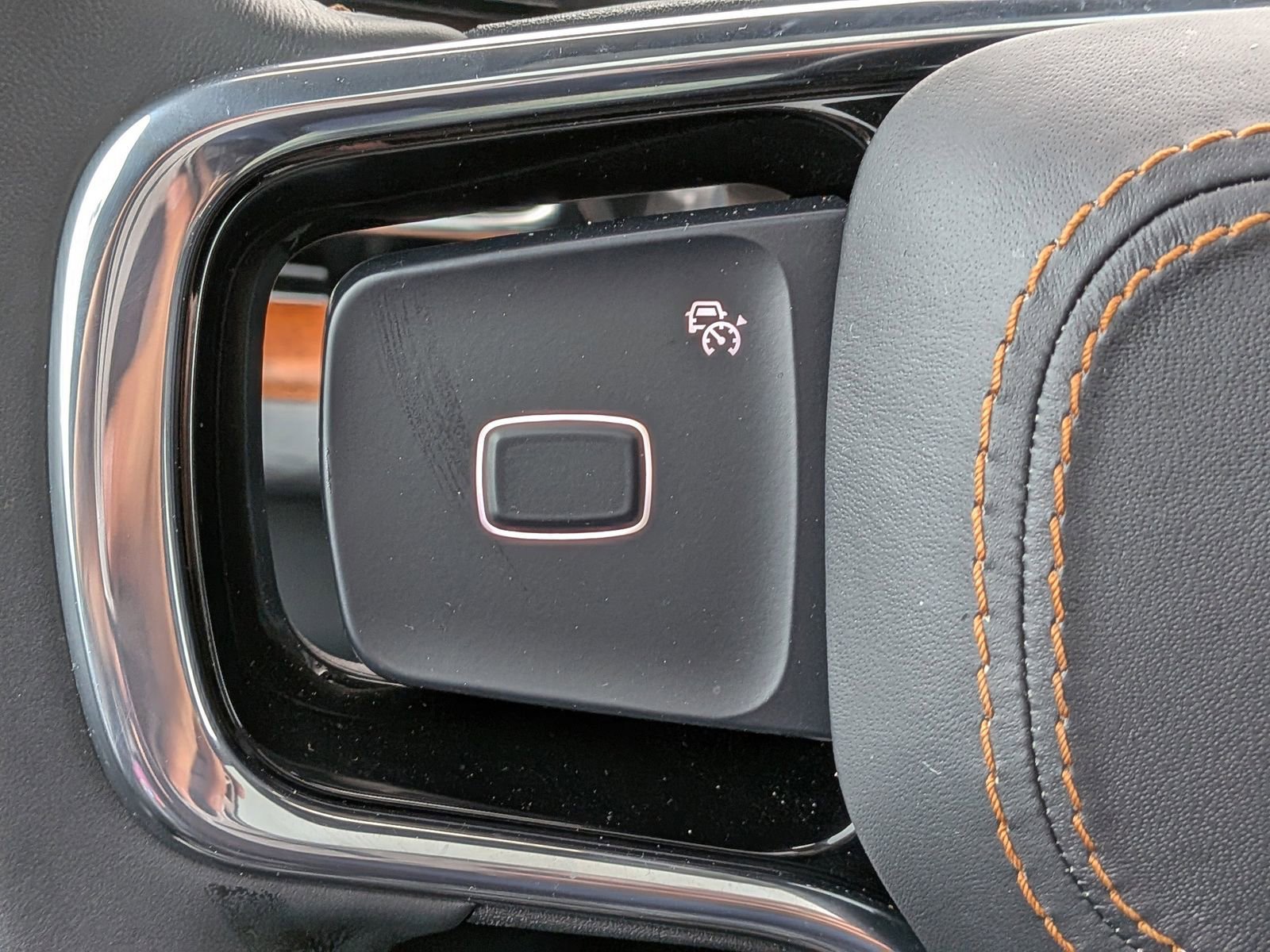 Certified 2025 Lincoln Navigator L Black Label image 32