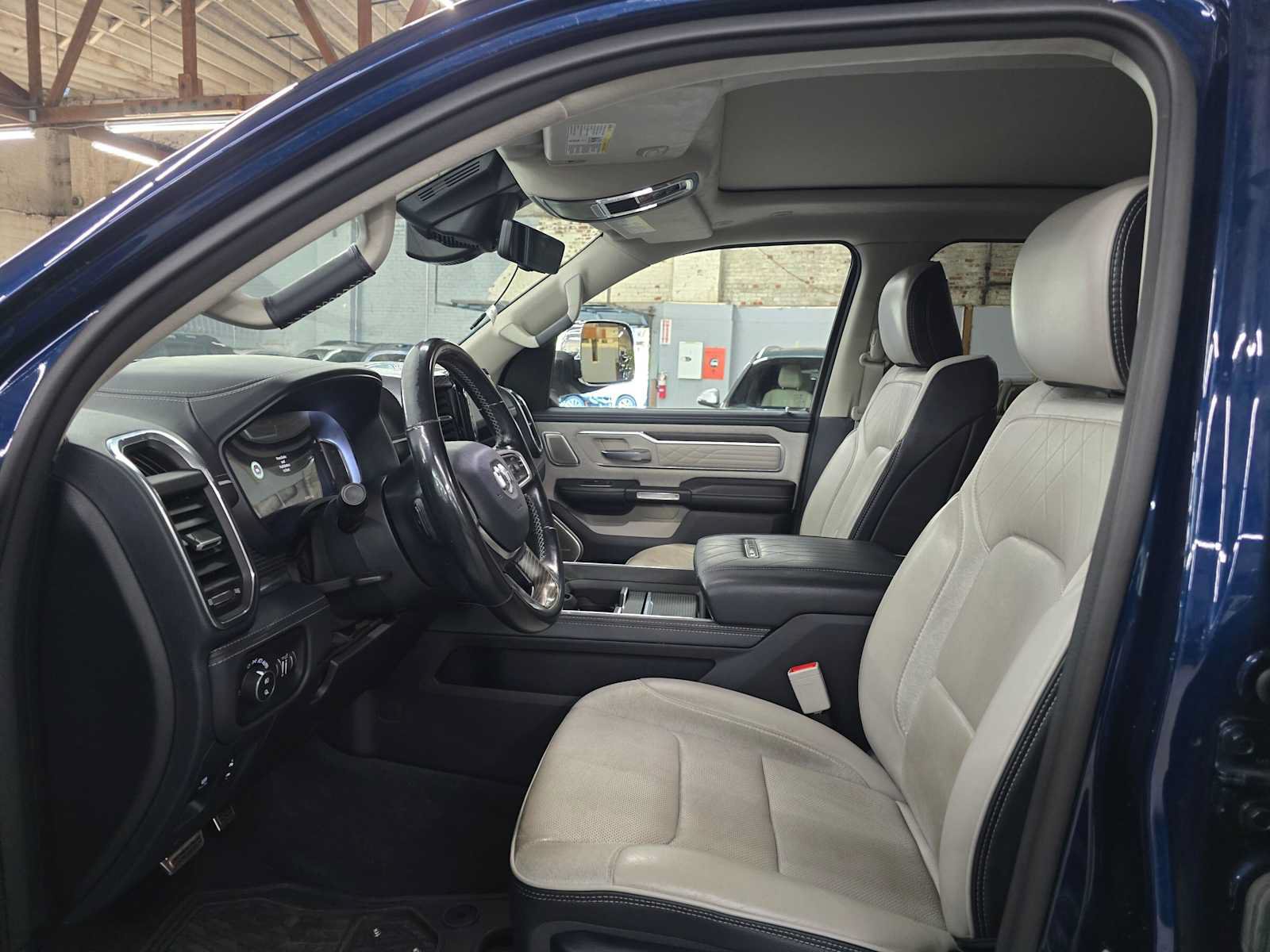 Used 2024 RAM 1500 Limited AWD/4WD image 20