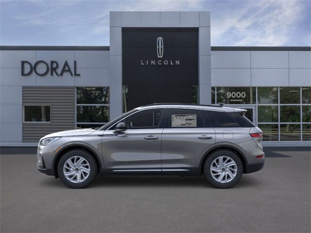 New 2026 Lincoln Corsair Premiere image 3