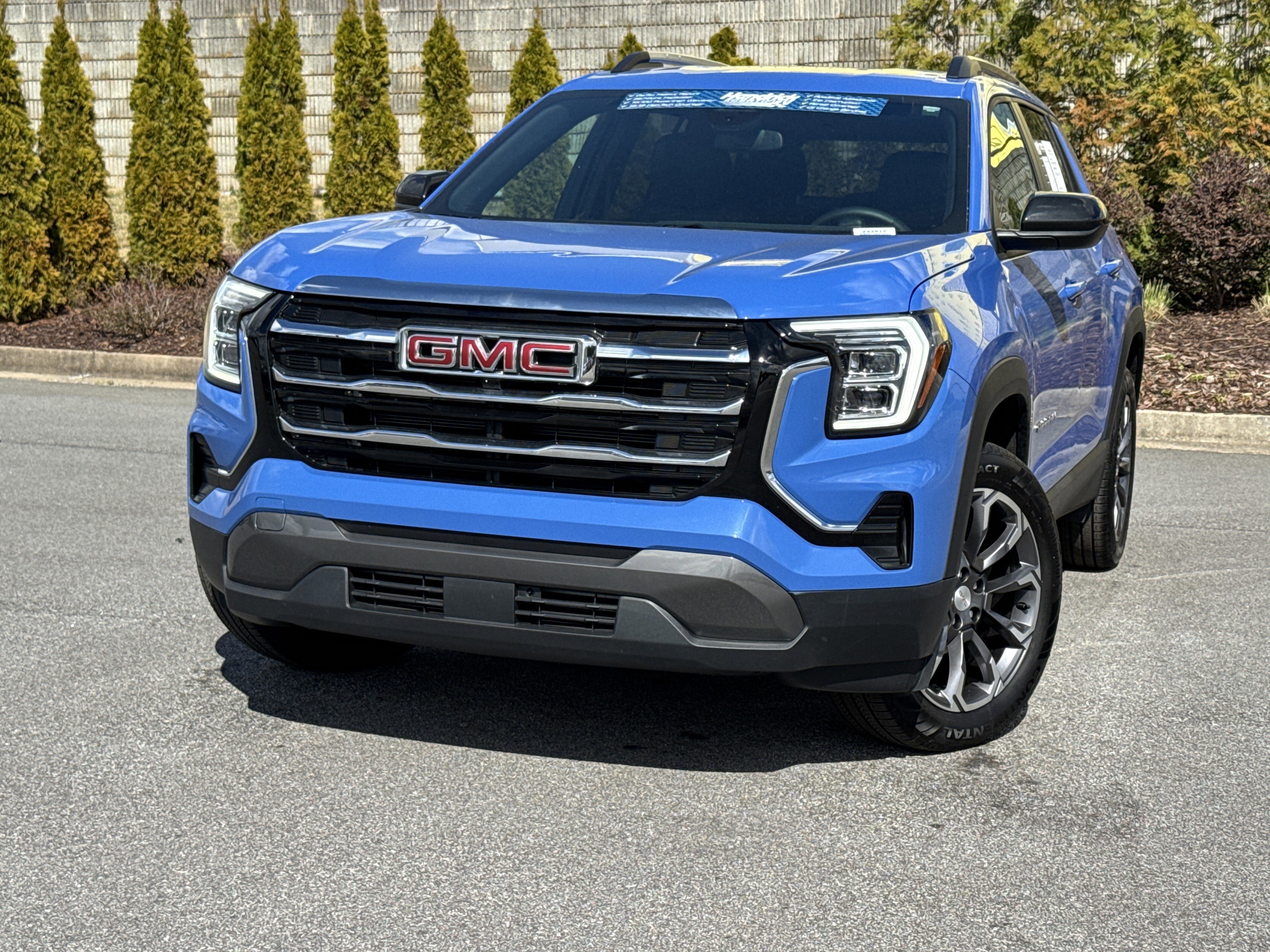 Used 2026 GMC Terrain Elevation w/ Elevation Premium Package image 5