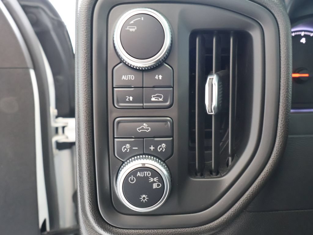 Used 2021 GMC Sierra 1500 4x4 Double Cab w/ Fleet Convenience Package image 11
