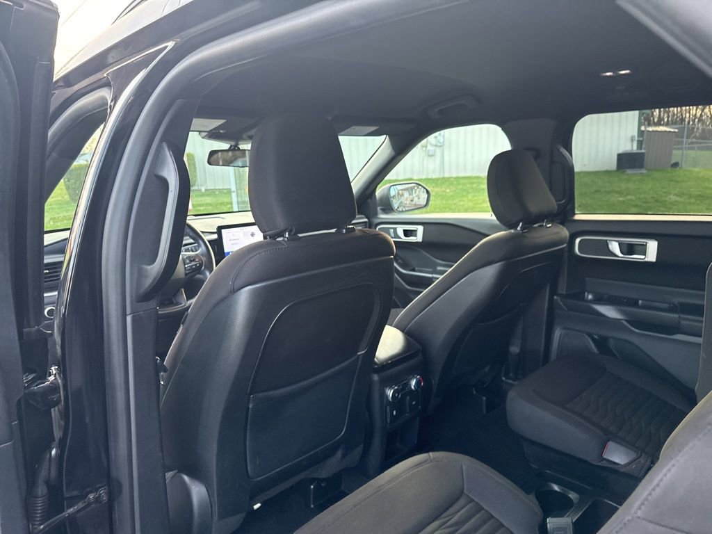 Used 2020 Ford Explorer XLT AWD/4WD image 22