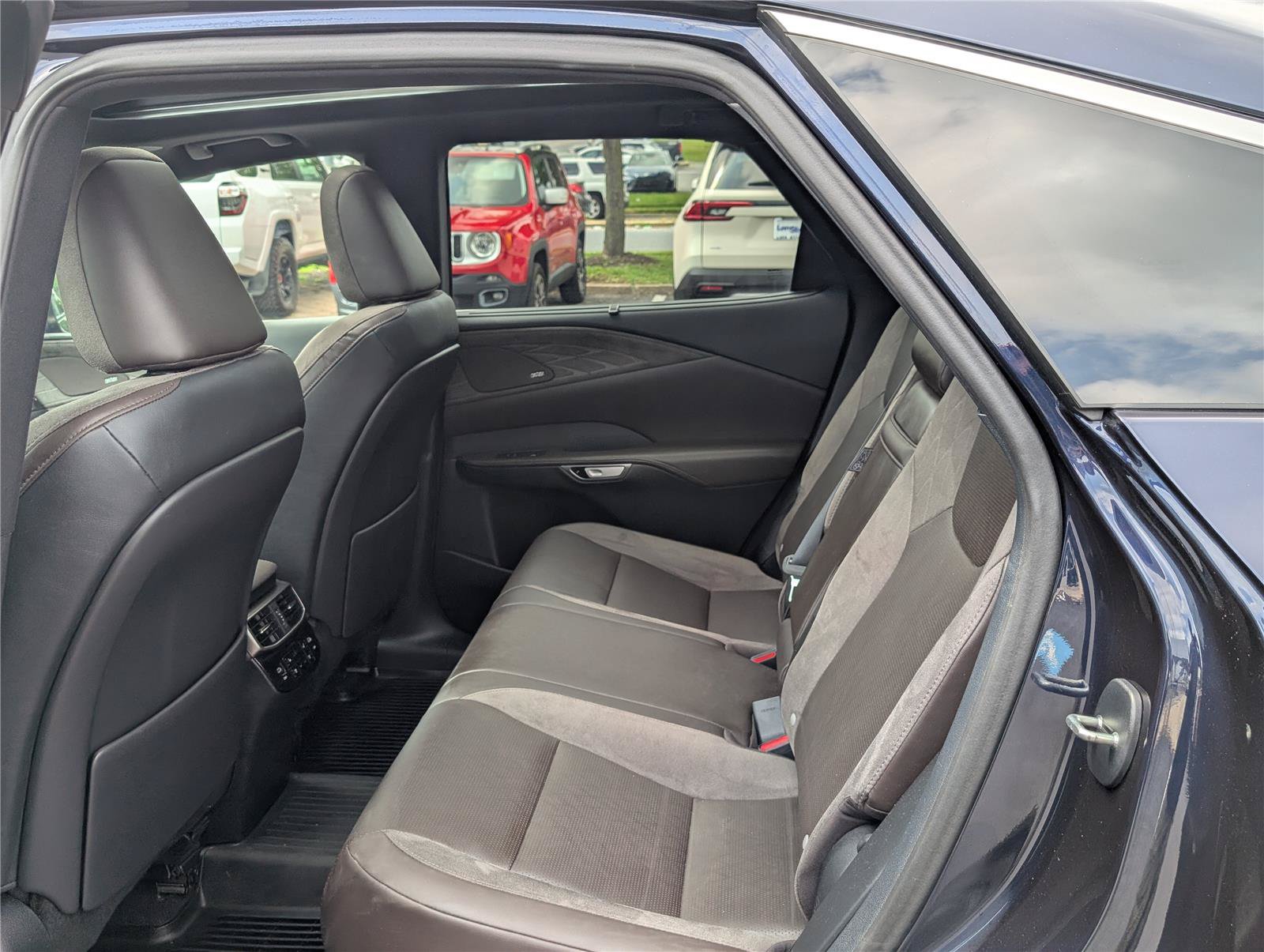 Certified 2024 Lexus RX 350 AWD w/ Convenience Package image 15