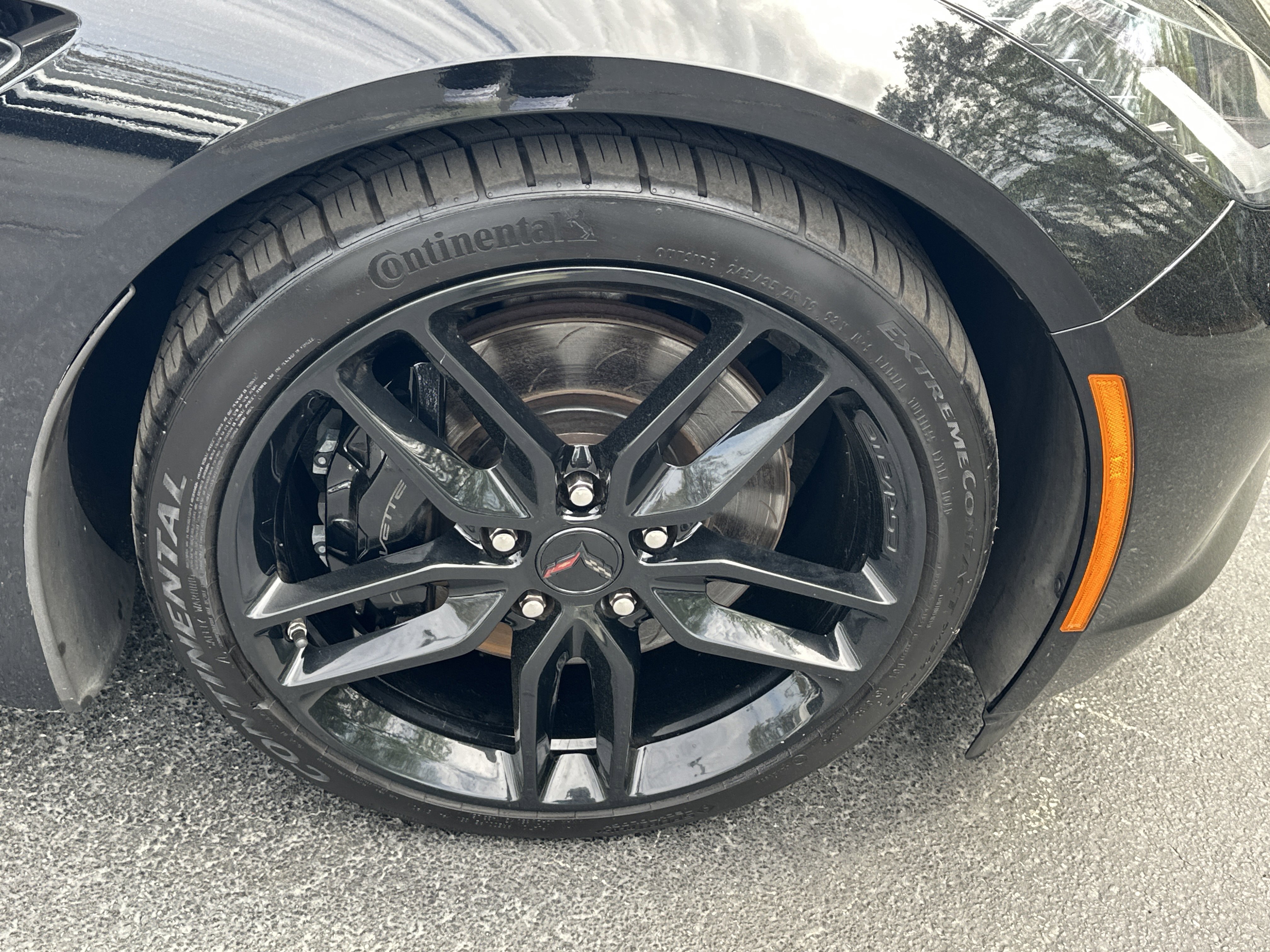 Used 2017 Chevrolet Corvette Stingray Coupe w/ Carbon Flash Badge Package RWD image 14